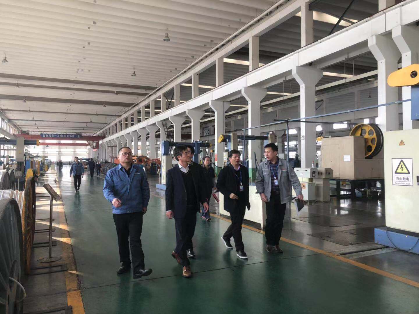 旅行电缆.jpg 通宝TB888